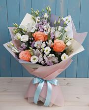 Букет цветов из:  Лизиантусы, Розы, Альстромерии и Гипсофила в поселок Станции Манихино