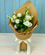 Букет цветов из:  Хризантемы и Лизиантусы в поселок Станции Манихино