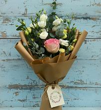 Букет цветов из:  Розы и Лизиантусы в поселок Станции Манихино