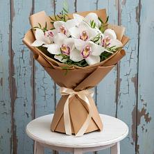 Букет цветов из:  Орхидеи и Розы в поселок Станции Манихино